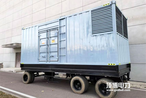 pg电子官方为江西鹰鹏水泥有限公司定制防雨四轮拖车式150kw移动柴油发电机组